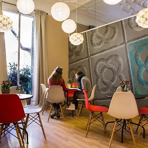 Born (adults Only) Albergue Barcelona